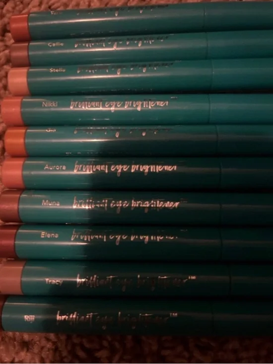 Thrive causemetics eyeshadow stick bundle of 10 - Picture 4 of 4